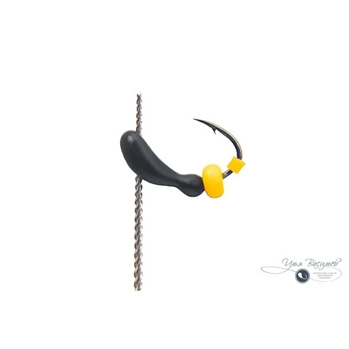 Мормышка МУРАВЕЙ двухголовый микро 0,23г черный (жёлтая бусина)
