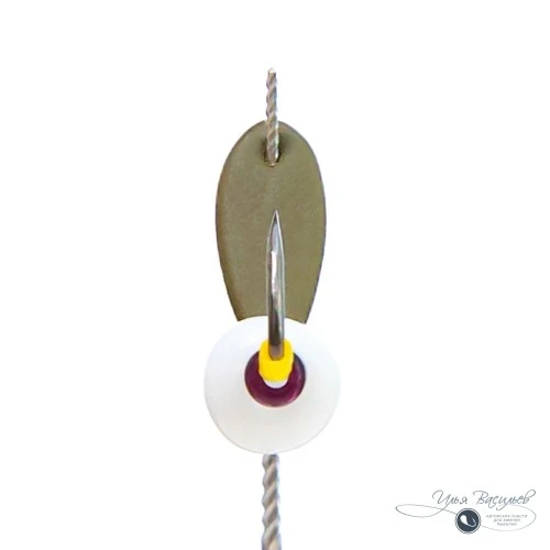 Мормышка КЛОП 0,60г оливковый (белая бусина)