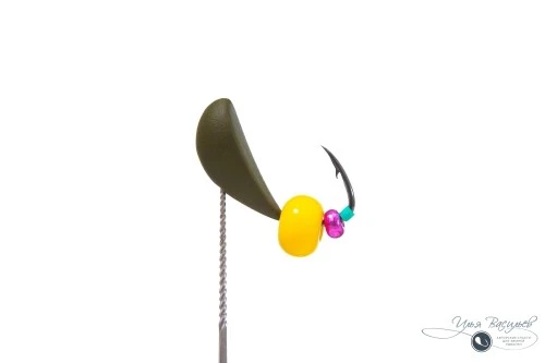 Мормышка СКОРЛУПКА ЛЕЩОВАЯ 1,16г оливковая (желтая бусина)